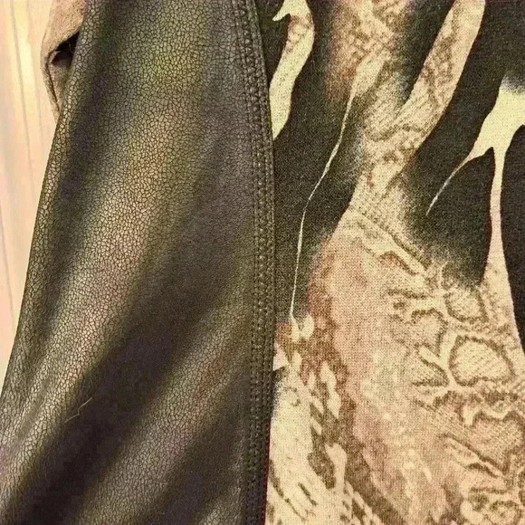 Vex Collection Open Cardigan Sweater Black and Creams long Sleeve Size 44 #165 - Picture 7 of 10